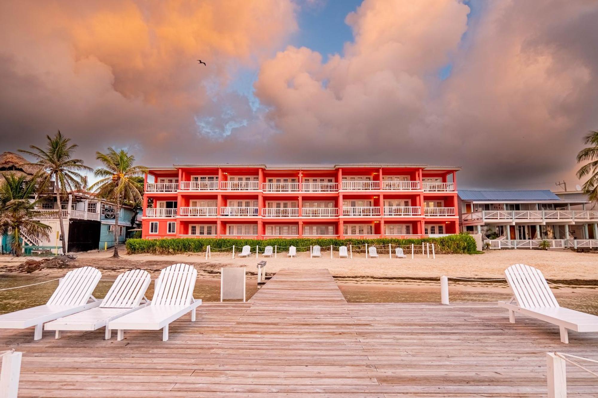 Mayan Princess Hotel San Pedro  Exterior photo